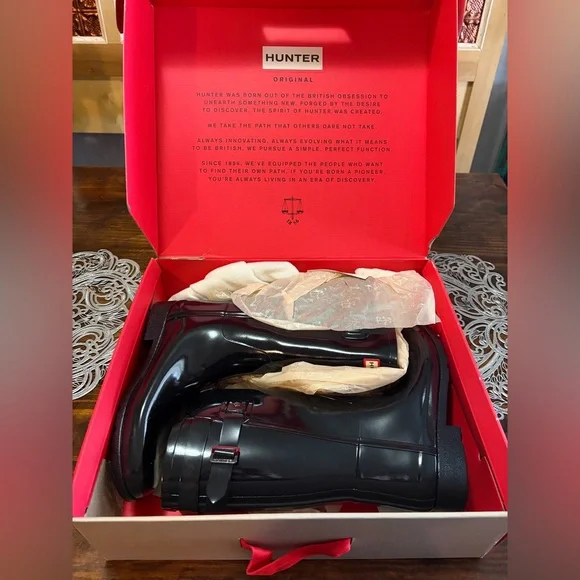 NEW Hunter Glossy Black Original Refined Short Boots - Picture 4 of 11